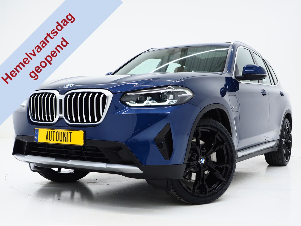 BMW X3 - xDrive30e LCI High Executive | Panoramadak | Head Up | Camera | Virtual | Leder | Memory | - AutoWereld.nl