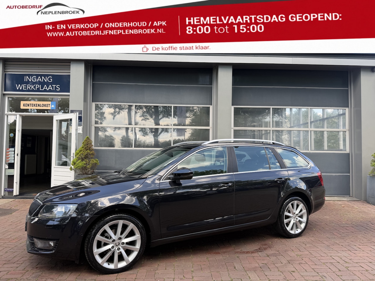 Skoda Octavia Combi - 1.4 TSI Greentech Elegance Businessline 141PK Leer,Navi,17Inch,Cruise Bj 2014 Dealer onder - AutoWereld.nl