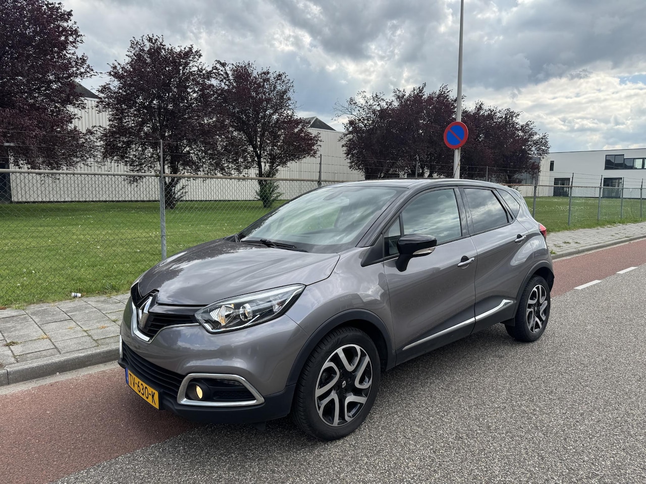 Renault Captur - 0.9 TCe Dynamique Trekhaak/AIRCO/ Incl Nieuwe Ketting/APK/ - AutoWereld.nl