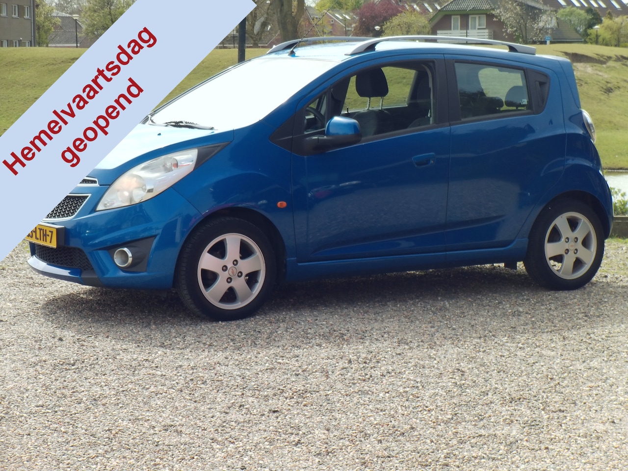 Chevrolet Spark - 1.2 16V LT - Airco Hemelvaartsdag geopend van 09:00- tot 16:00 uur - AutoWereld.nl