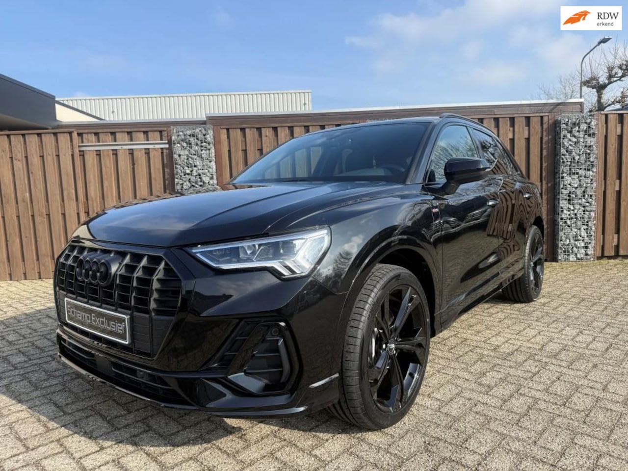 Audi Q3 - 45 TFSI e S edition S LINE BLACK ED - PANO - MATRIX LED - AutoWereld.nl