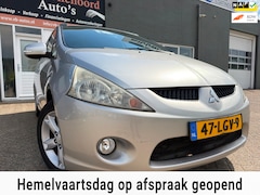 Mitsubishi Grandis - 2.4-16V Limited 7 pers. van 1ste Eig met parkeersensoren en navigatie en bluetooth telefoo