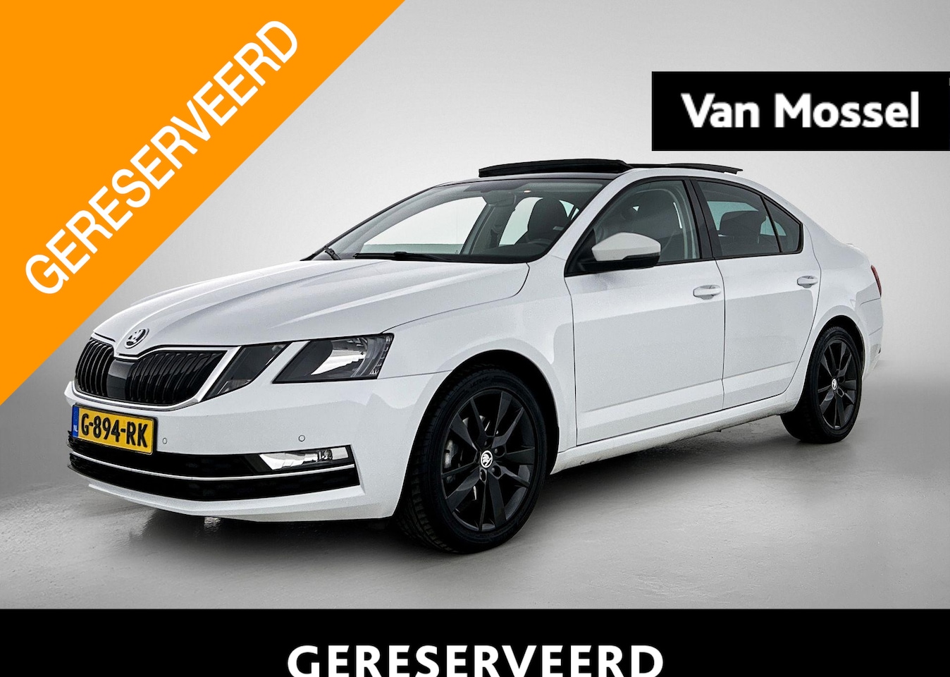 Skoda Octavia - 1.5 TSI Greentech Style Business Automaat | Trekhaak | Panoramadak | Lichtmetalen velgen | - AutoWereld.nl