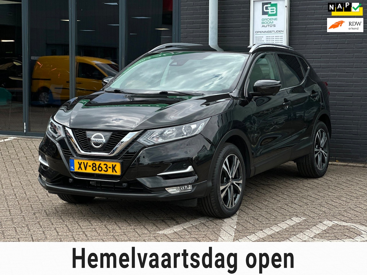 Nissan Qashqai - 1.2 N-Connecta/PANO-DAK/CAMERA/NAVI/NL-AUTO NAP!! - AutoWereld.nl