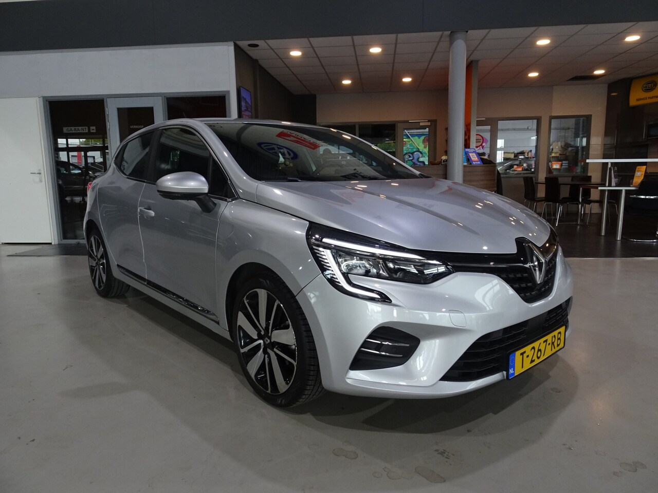 Renault Clio - 1.0 TCe Intens Carplay | Navi | 360 Camera | Cruise - AutoWereld.nl