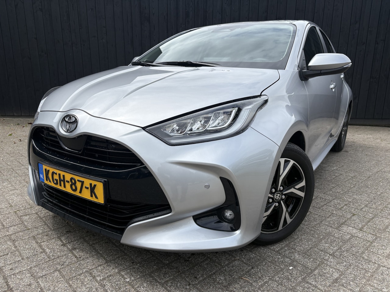 Toyota Yaris - 1.5 Hybrid 115 Dynamic 1.5 Hybrid 115 Dynamic - AutoWereld.nl