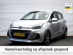 Hyundai i10 - 1.0i Comfort Luxury NL-auto [ Carplay Cruise Control Parkeersensoren Navigatie DAB+ Airco