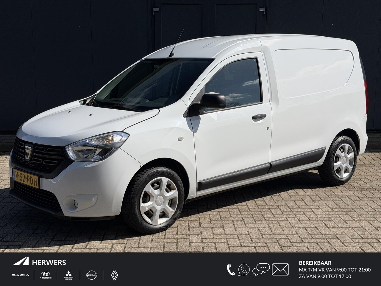 Dacia Dokker - 1.5 Blue dCi 90 Essential / Trekgewicht 1200 Kg / Navigatie / Multimedia Bluetooth / Stoel - AutoWereld.nl