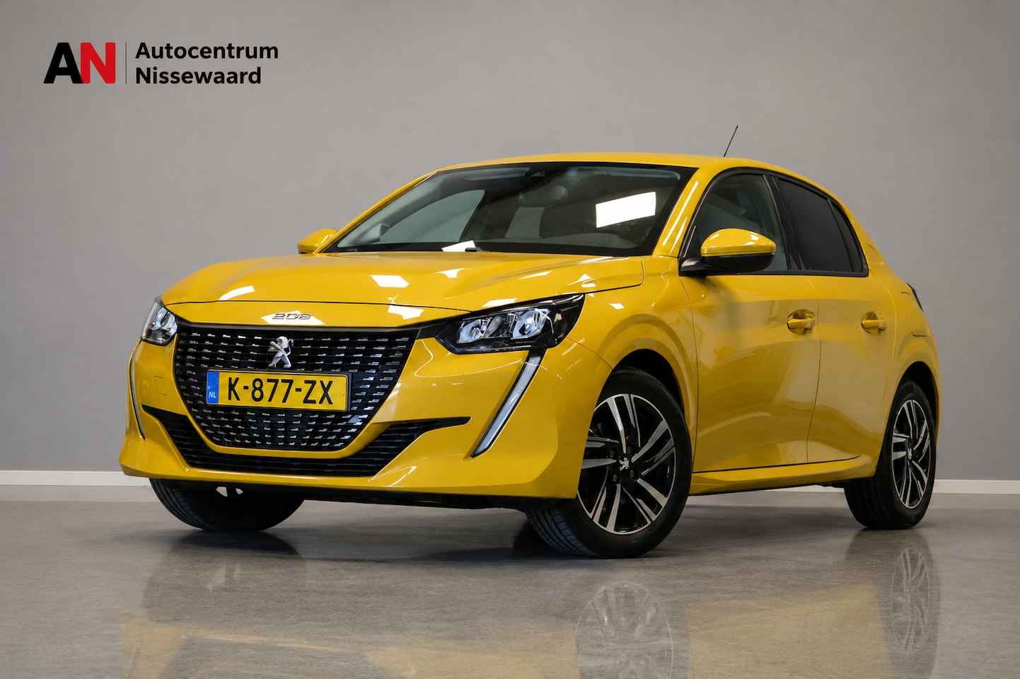 Peugeot 208 - 1.2 PureTech Allure |Camera|Stoelverwarm| - AutoWereld.nl