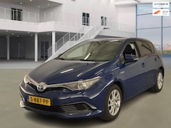 Toyota Auris - 1.8 Hybrid Dynamic
