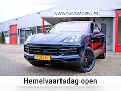 Porsche Cayenne - 3.0 E-Hybrid orig. NL|1e eig.|Pano|Luchtvering|Sport Chrono|Sportstoelen
