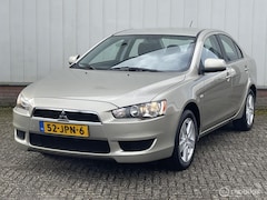 Mitsubishi Lancer Sports Sedan - 1.8 Invite | Org NL Auto | NAP | 2e eigenaar | Airco | Cruise control | Trekhaak |