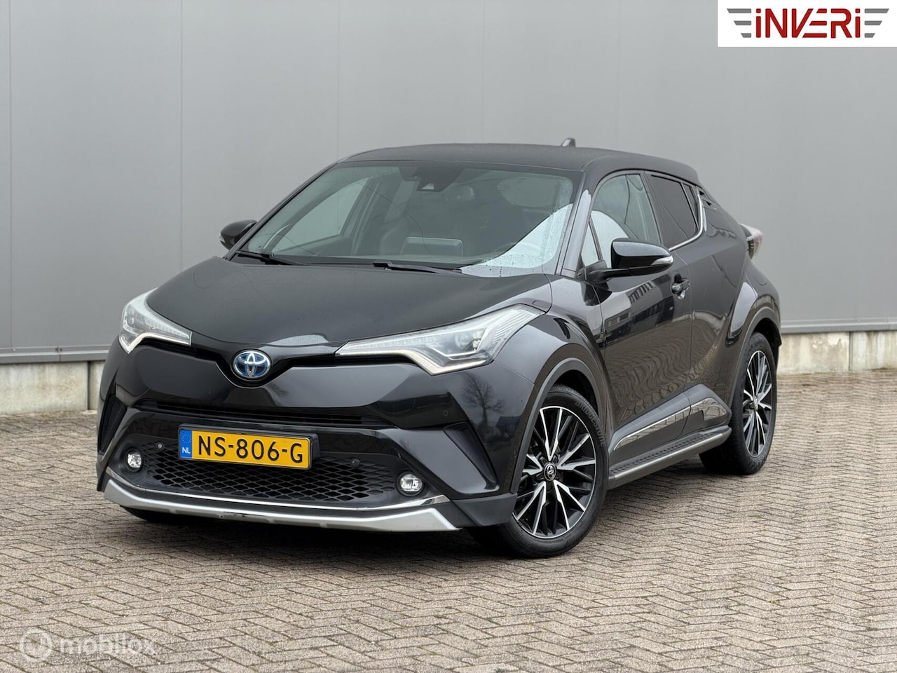 Toyota C-HR - 1.8 Hybrid Premium | Trekhaak | Nieuwe APK | Vol - AutoWereld.nl