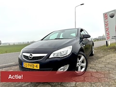 Opel Astra - 1.4 Turbo TIJDELIJKE ACTIE: NU €500 KORTING - DEZE WEEK Navi Scherm Airco Cruise Control V