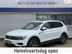 Volkswagen Tiguan Allspace - 1.5 TSI Highline l Pano l Virtual l Trekhaak l Navi l Climate l Volleder l