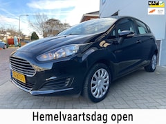 Ford Fiesta - 1.0/Navi/4 nieuwe banden/Airco/AUX/Goed-onderhouden/Elek-pakket
