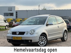 Volkswagen Polo - 1.4-16V FSI Athene/DAKJE