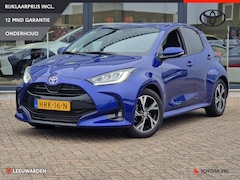 Toyota Yaris - 1.5 Hybrid 115 Dynamic Parkeersensoren Stoel en stuurverwarming dodehoekdetectie