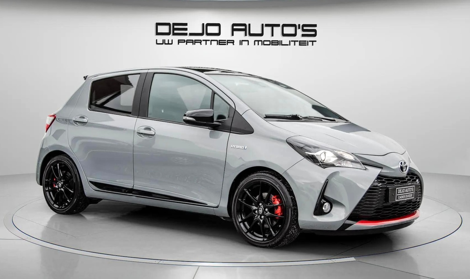 Toyota Yaris - 1.5 HYBRID GR-SPORT NAVI HALF LEDER CRUISE CONTROL CAMERA - AutoWereld.nl