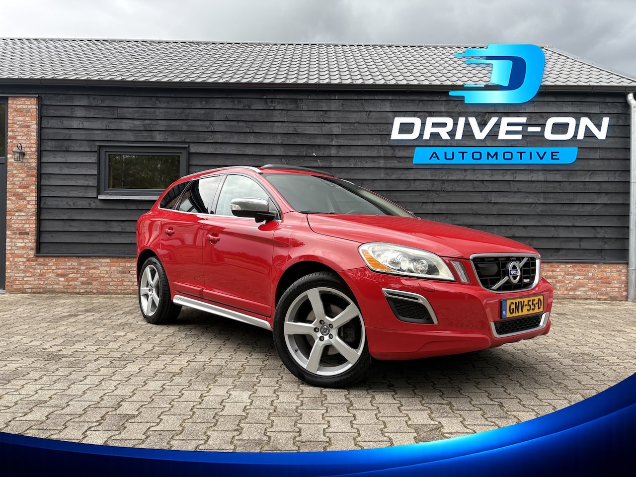 Volvo XC60 - 3.0 T6 AWD Summum - zeer mooi - panoramadak - leder - AutoWereld.nl