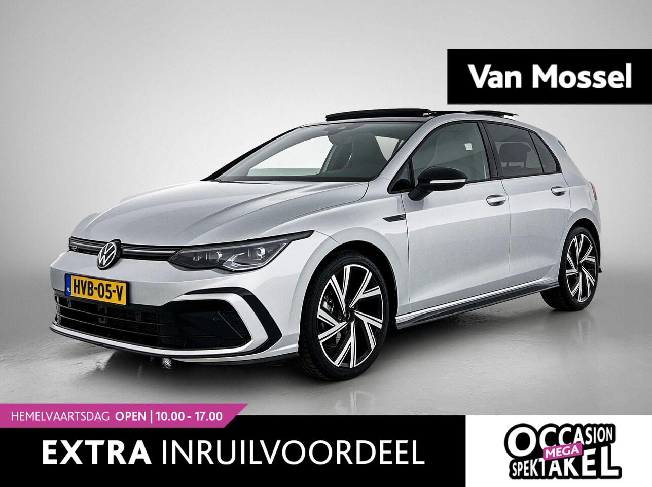 Volkswagen Golf - 1.5 eTSI R-Line Business 150 PK | R-Line | Automaat | Panoramadak | Stoelverwarming | App - AutoWereld.nl