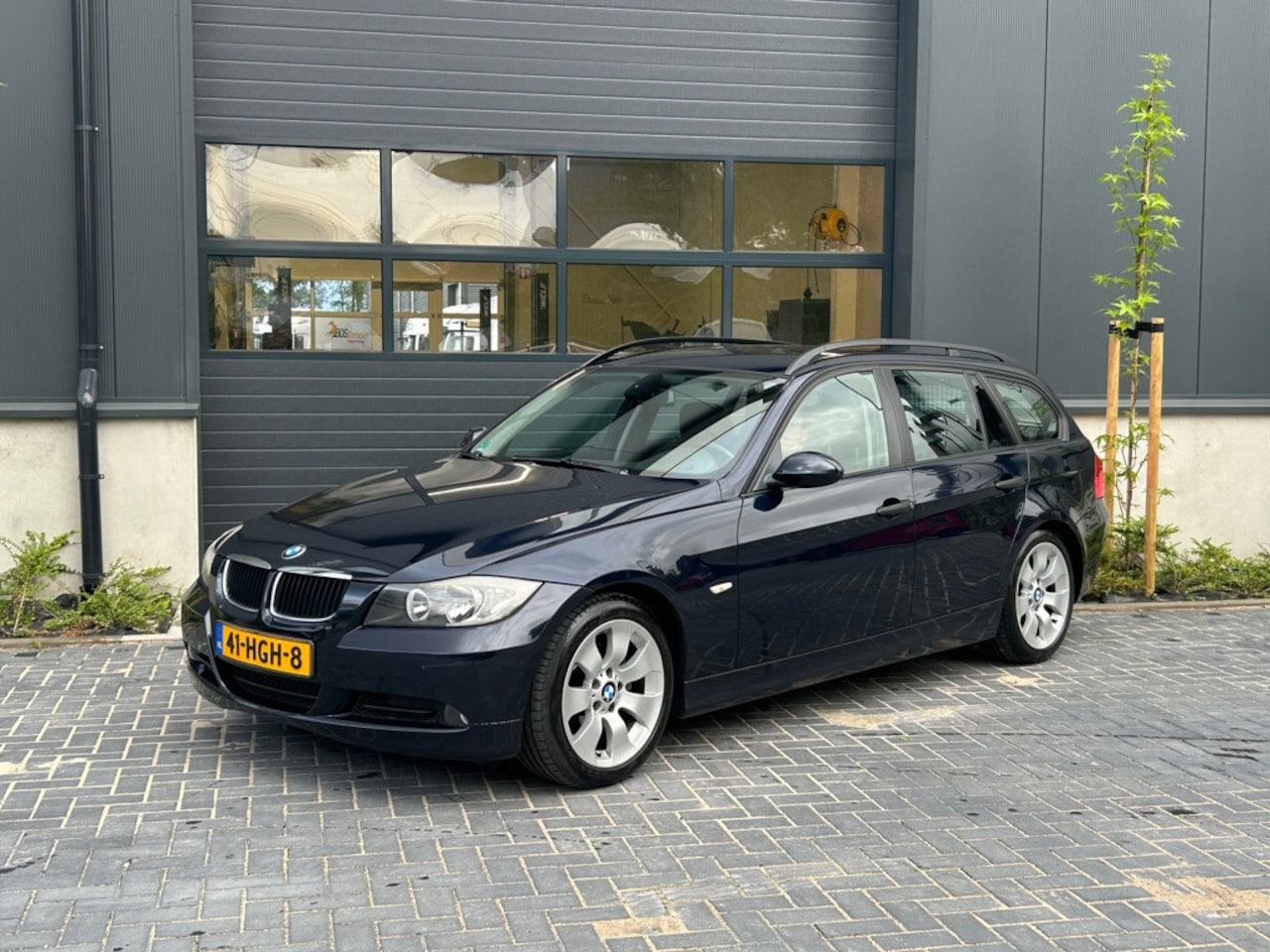BMW 3-serie Touring - 320i Trekhaak | PDC |Clima | Stoelverwarming - AutoWereld.nl