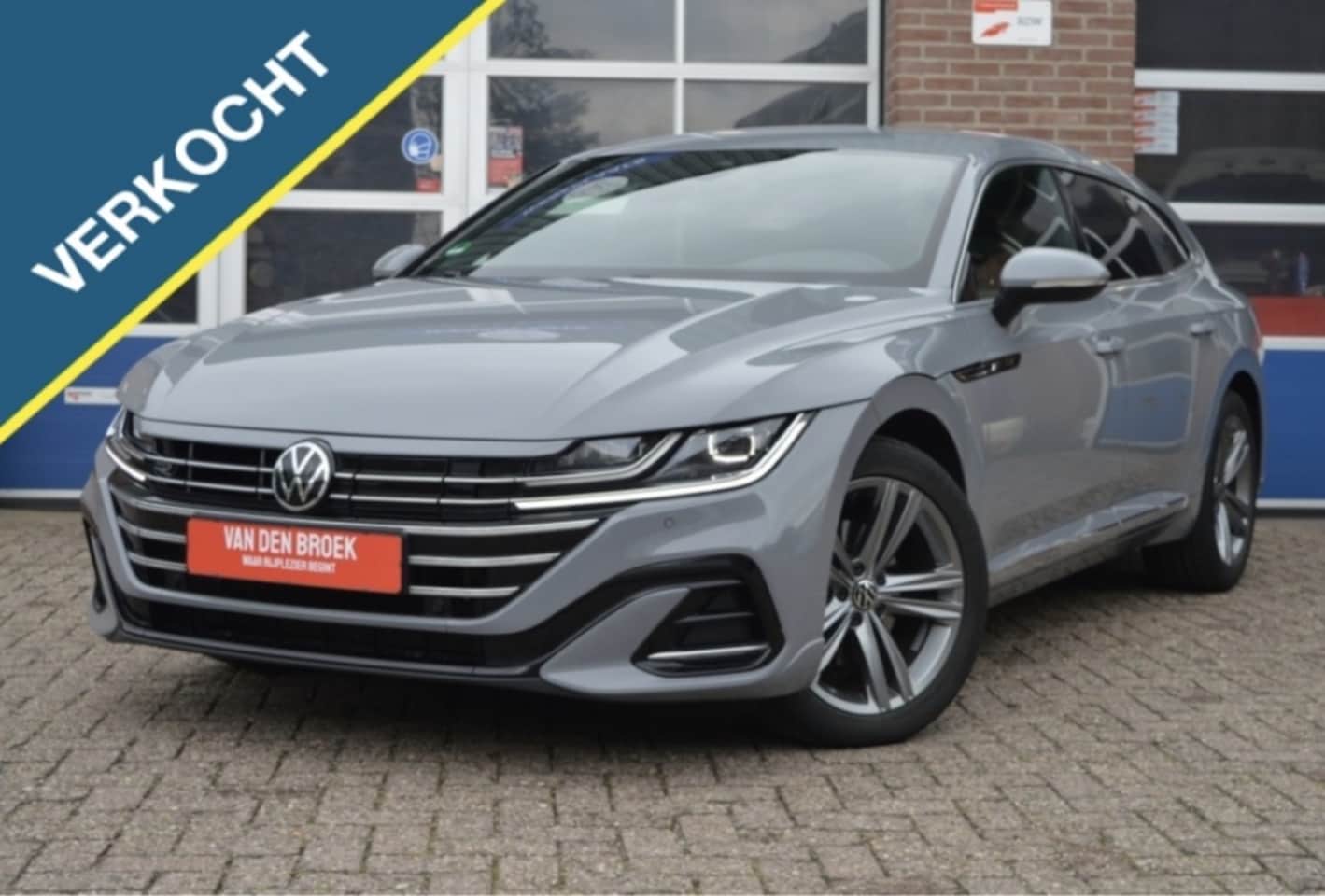 Volkswagen Arteon Shooting Brake - 1.4 TSI-e R-Line | AUT - CAMERA - AutoWereld.nl