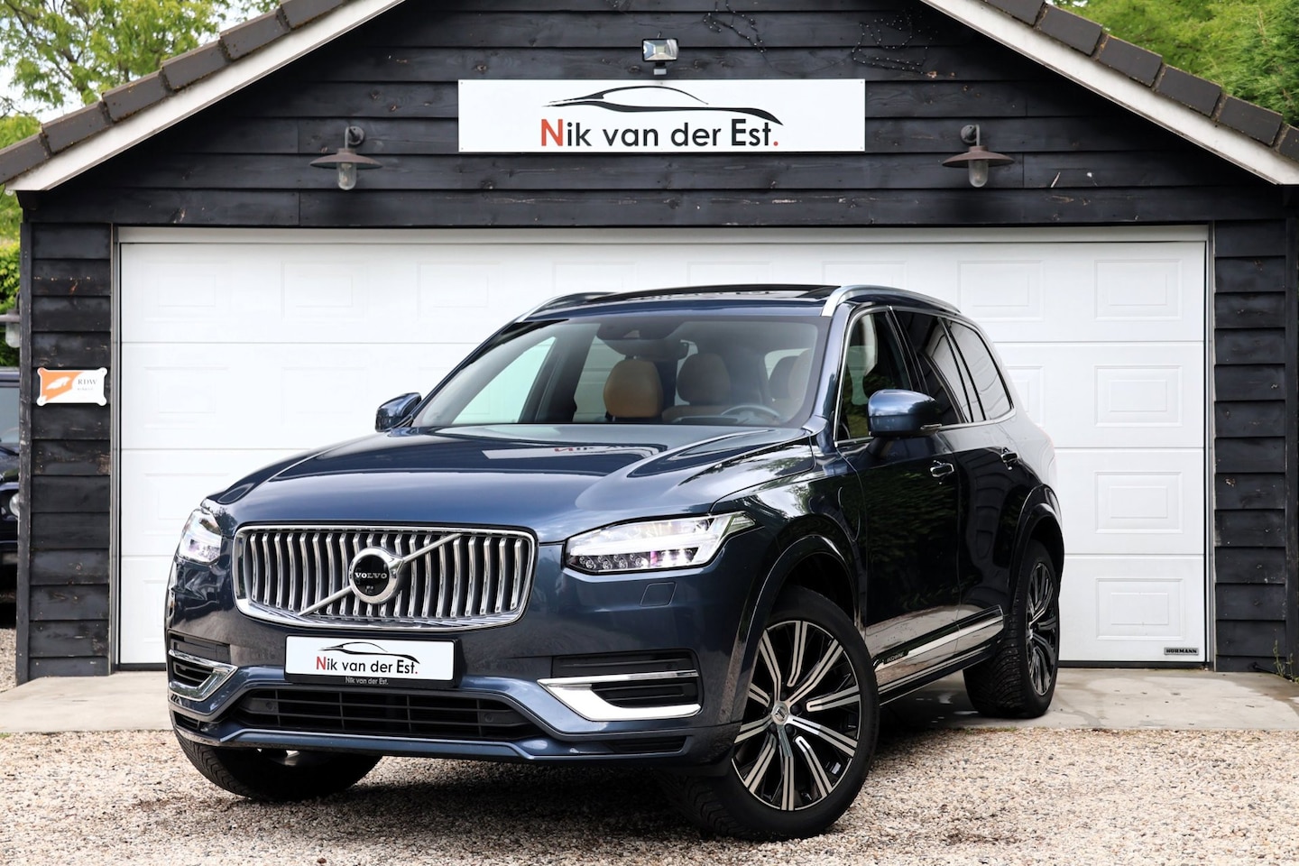 Volvo XC90 - 2.0 T8 Recharge AWD Inscription-B&W-Pano-Full - AutoWereld.nl