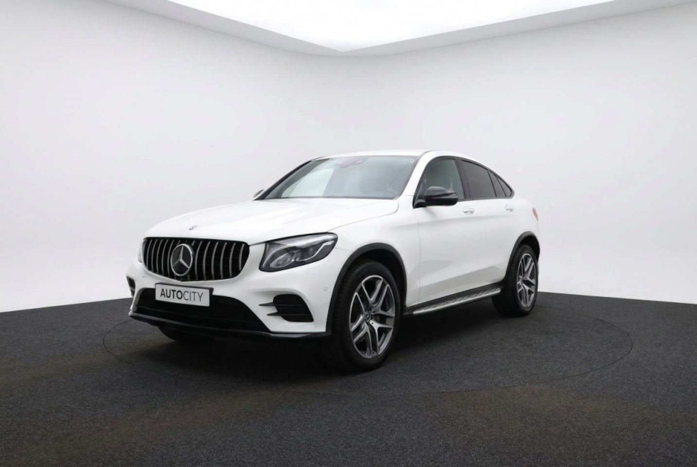 Mercedes-Benz GLC-klasse Coupé - 250 4MATIC Premium AMG Line l 360 Camera l Blindspot l Keyless - AutoWereld.nl