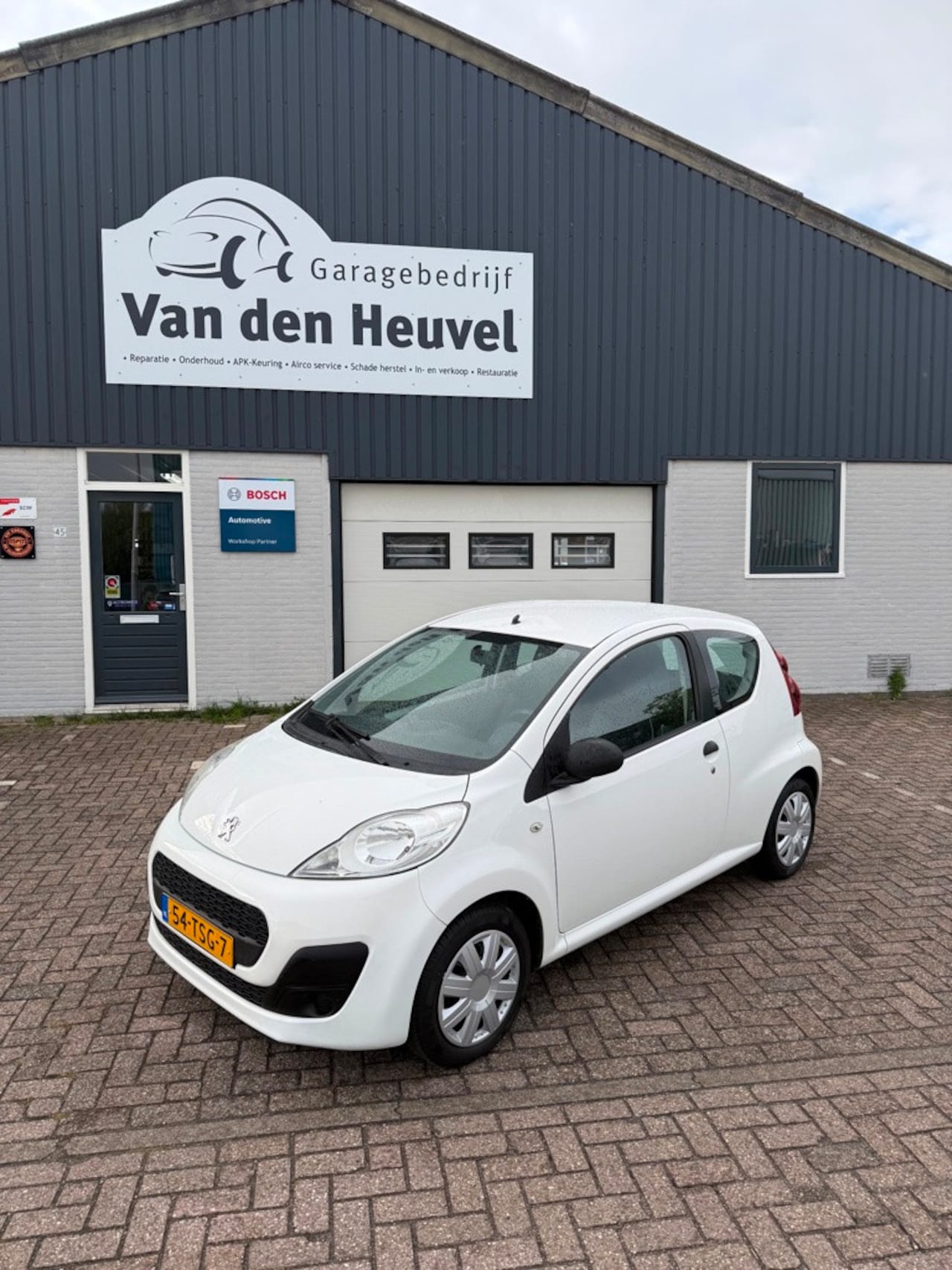 Peugeot 107 - 1.0 Access Accent 1.0 Access Accent - AutoWereld.nl