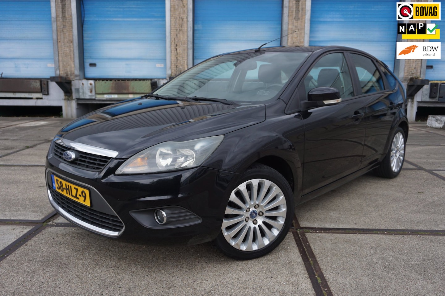 Ford Focus - 1.6 Titanium * Airco * 5Drs * - AutoWereld.nl