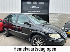 Chrysler Voyager - 3.3i V6 SE Luxe | Automaat | Airco | 7 Persoons