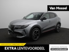 Alfa Romeo Junior - Elettrica Speciale 54 kWh | Tech Pack | Winterpakket | Led Matrix verlichting| DEMO