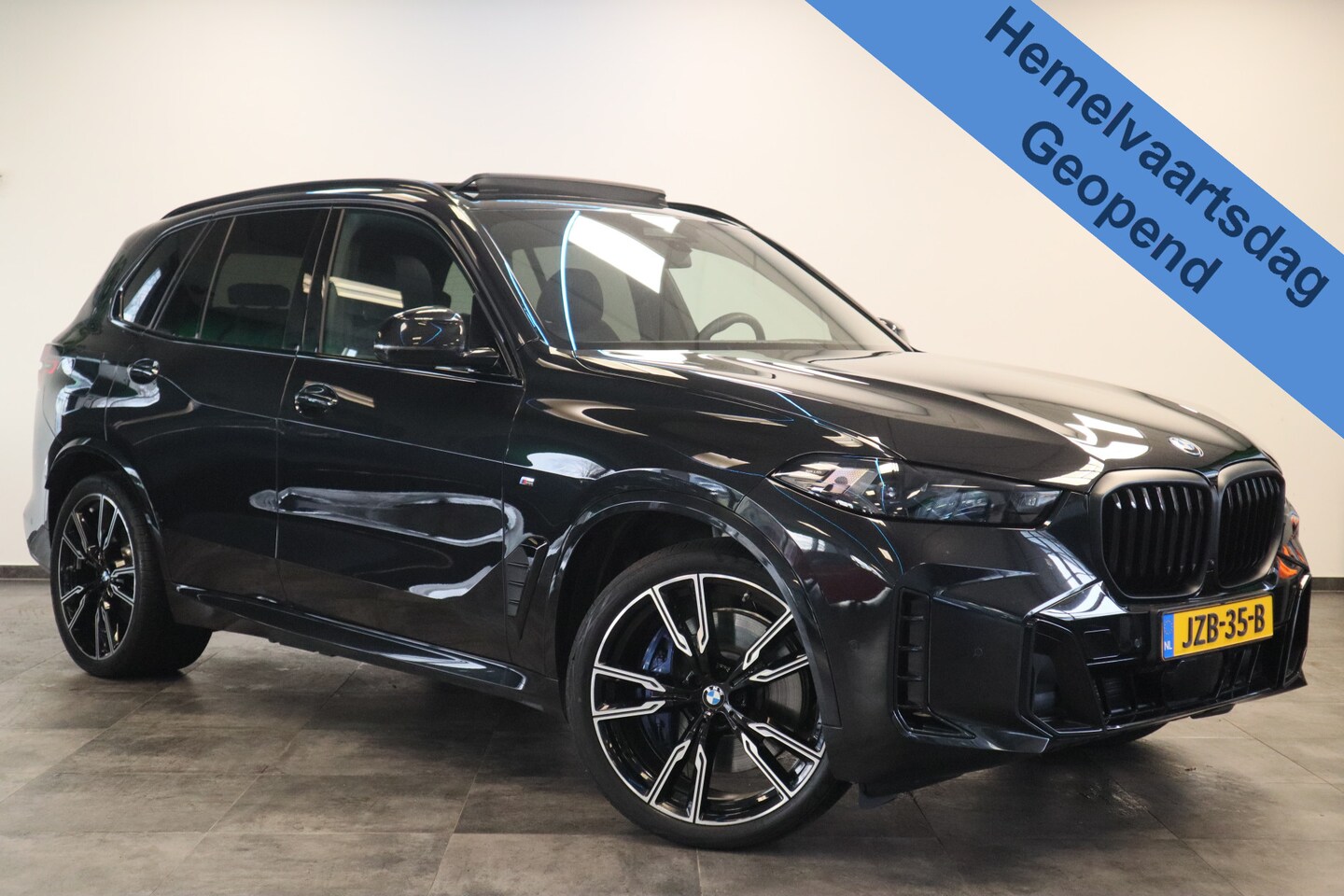 BMW X5 - xDrive50e M-Sport-Pro Panoramadak Full-led Shadow-line * Hemelvaartsdag geopend van 12:00 - AutoWereld.nl