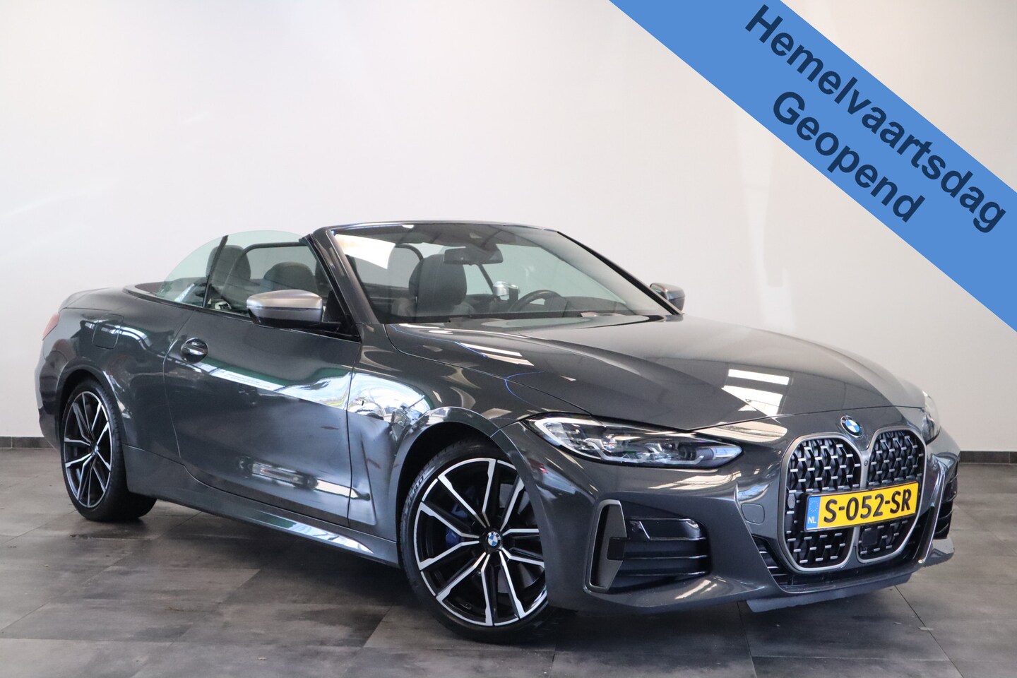 BMW 4-serie Cabrio - M440i xDrive High-Executive 374PK Individueel-lak Navigatie  Volleder 19LMV Head up * Heme - AutoWereld.nl