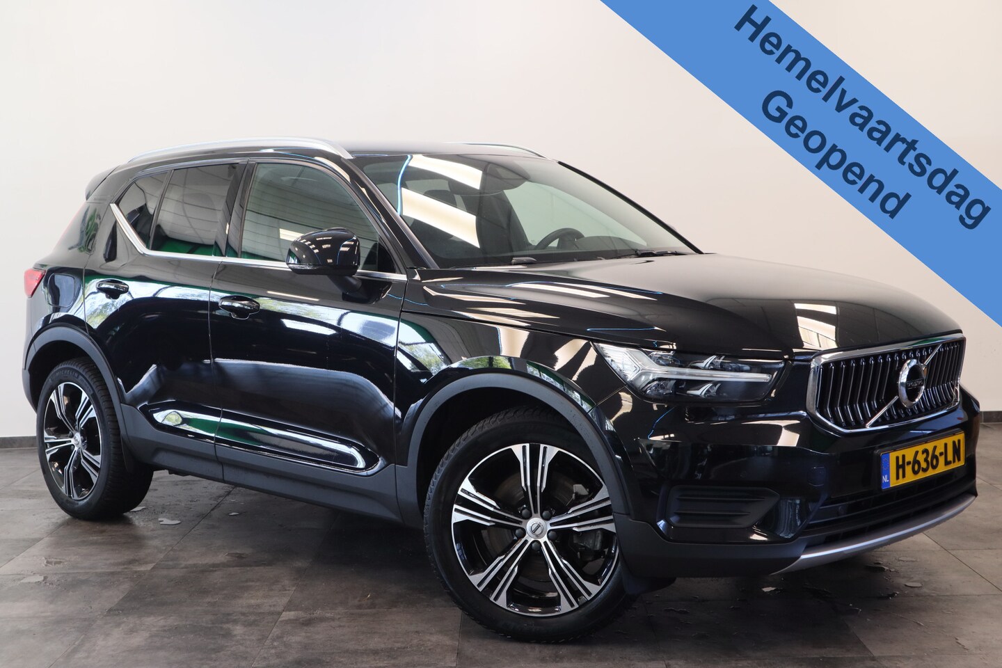 Volvo XC40 - 1.5 T5 Twin Engine Inscription Navigatie Leder Stoelverwarming * Hemelvaartsdag geopend va - AutoWereld.nl