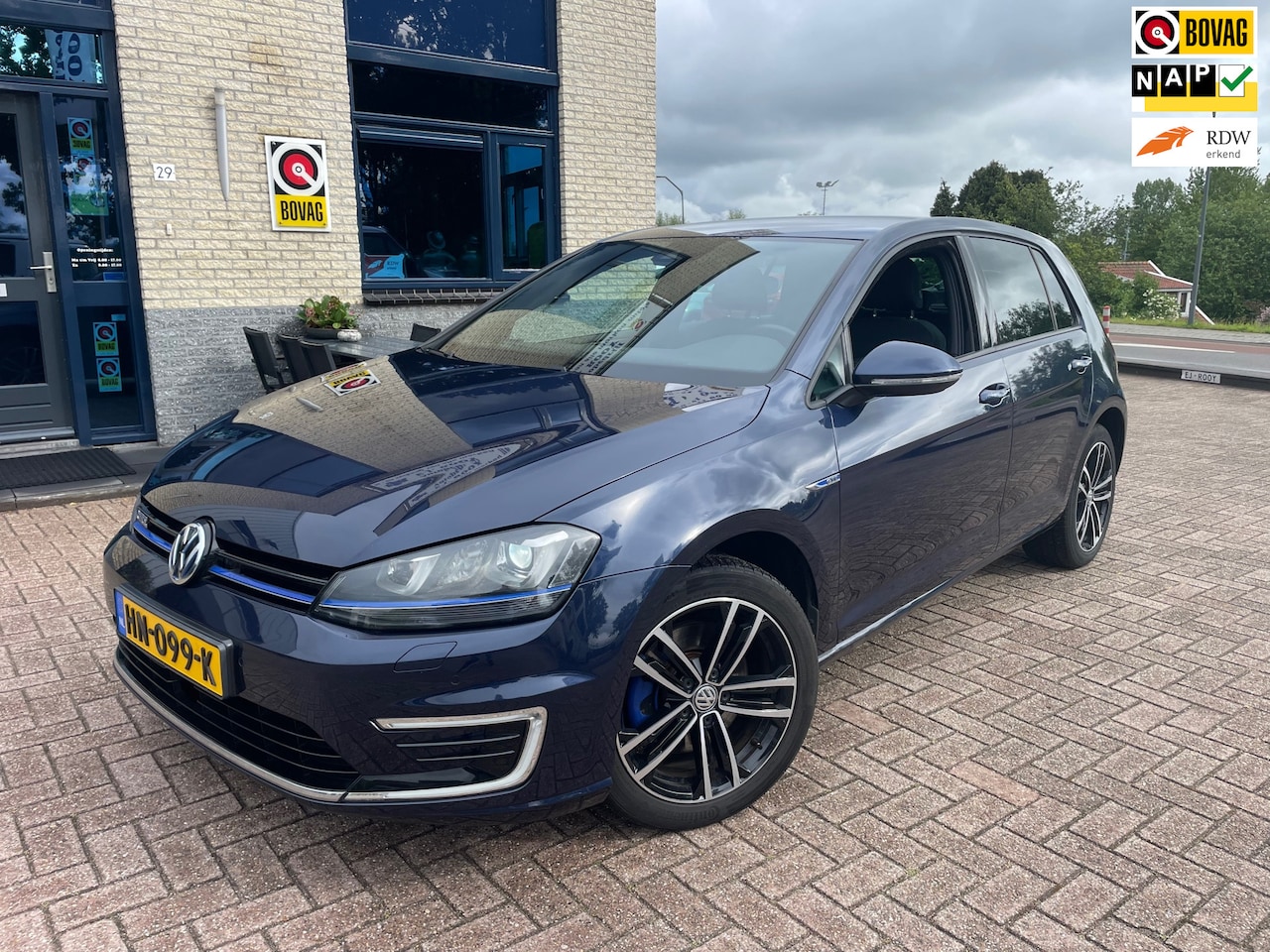 Volkswagen Golf - 1.4 TSI GTE- trekhaak-carplay-nav-camera - AutoWereld.nl