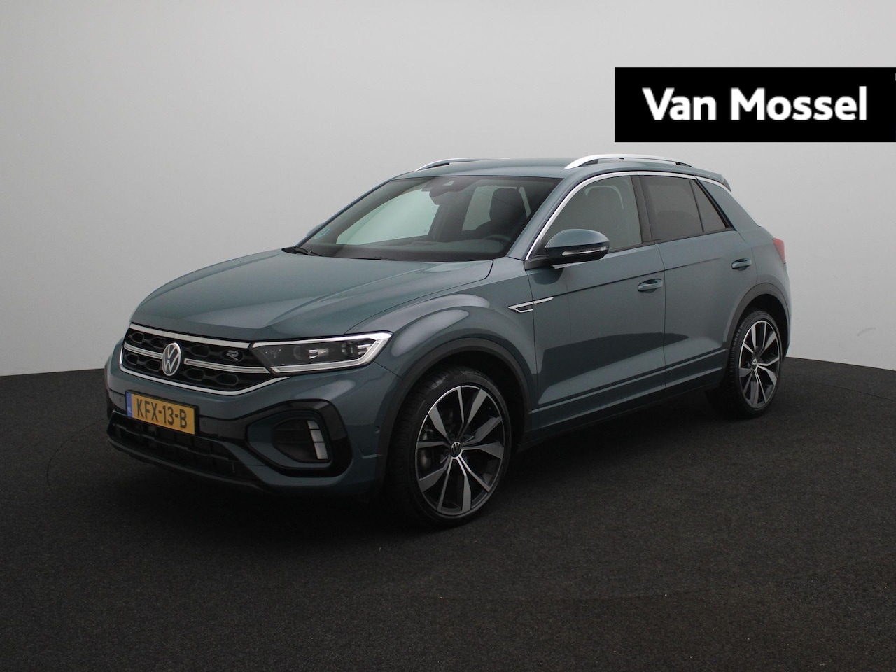 Volkswagen T-Roc - 1.5 TSI R-Line Edition | Apple CarPlay & Android auto | parkeersensoren rondom | Achteruit - AutoWereld.nl