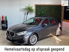 BMW 1-serie - 118i High Executive|Pano|Leder|Carplay|