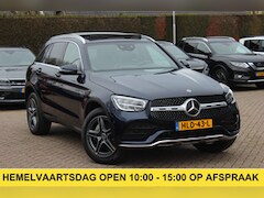 Mercedes-Benz GLC-klasse - 300e 4MATIC Premium Plus / SoH 88, 3 % / Panoramadak / Camera / Leder&Alcantara / 19'' / S