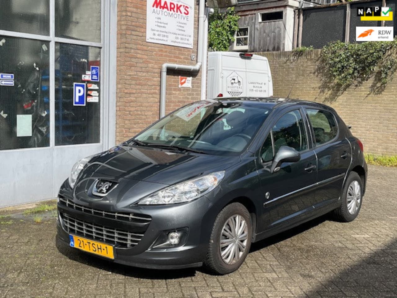 Peugeot 207 - 1.4 VTi Urban Move Nieuwe APK t/m 7-2027 - AutoWereld.nl