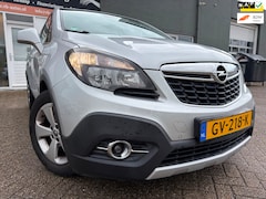 Opel Mokka - 1.4 T Cosmo van 2de Eig met parkeersensoren en trekhaak en bluetooth telefoon en cruise co