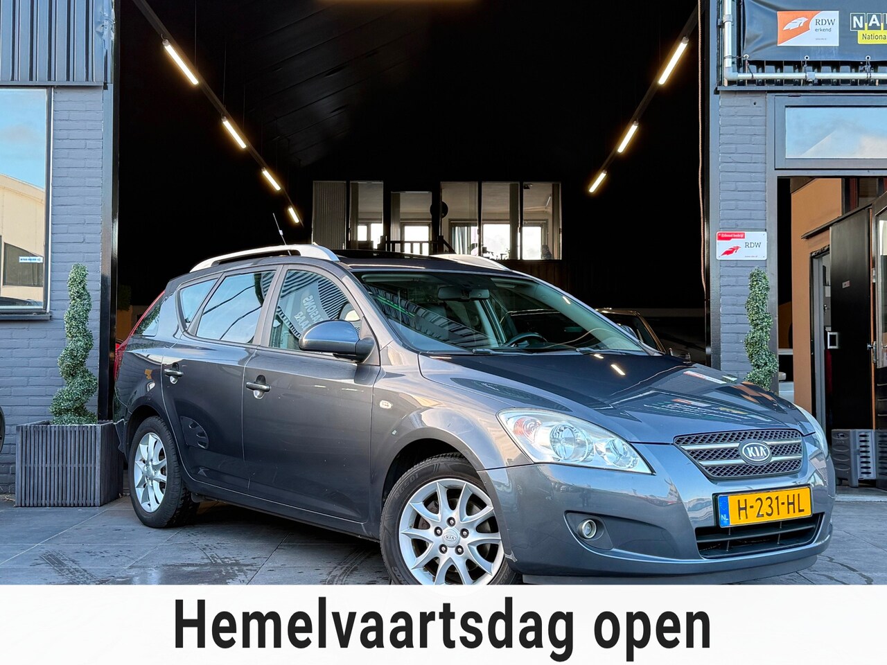Kia Cee'd Sporty Wagon - 1.6 X-clusive|AUTOMAAT|Airco|PDC|APK - AutoWereld.nl