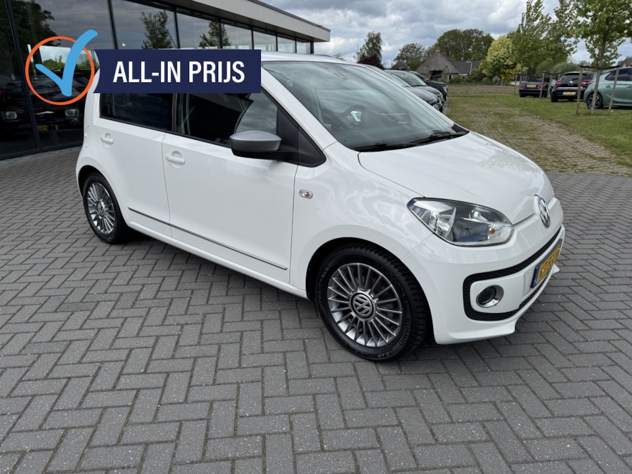 Volkswagen Up! - 1.0 groove up! BlM. - AutoWereld.nl