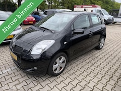 Toyota Yaris - 1.3 VVTi Terra