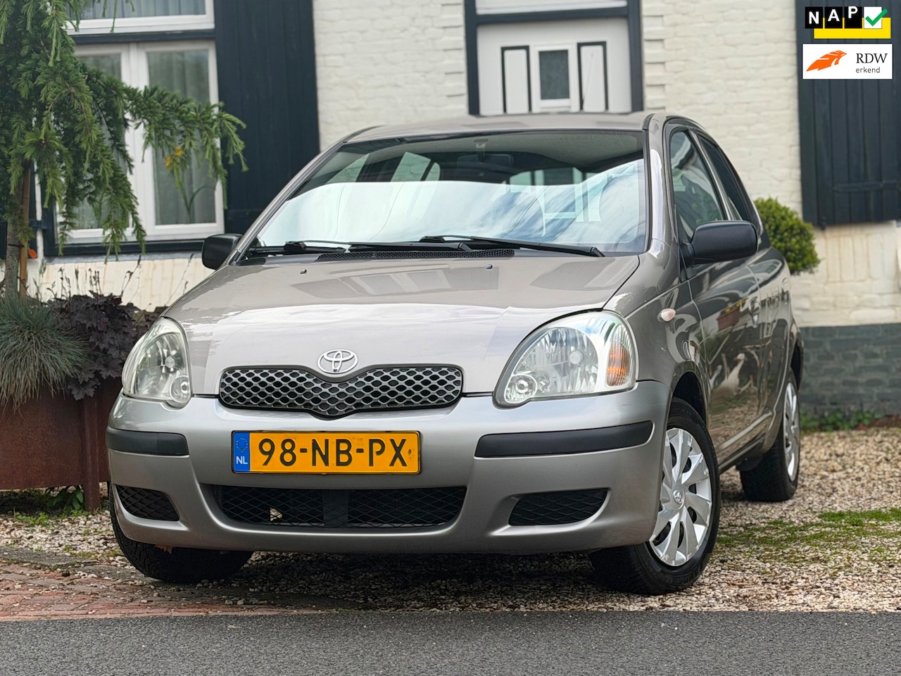 Toyota Yaris - 1.0 VVT-i Terra MMT|Automaat|Goed onderhouden| - AutoWereld.nl