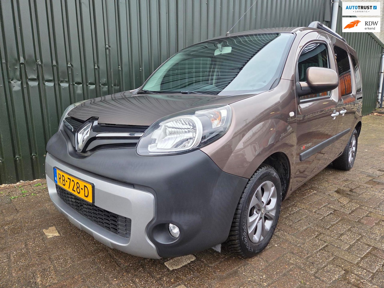 Renault Kangoo Family - 1.2 TCe Extrem Start&Stop - AutoWereld.nl