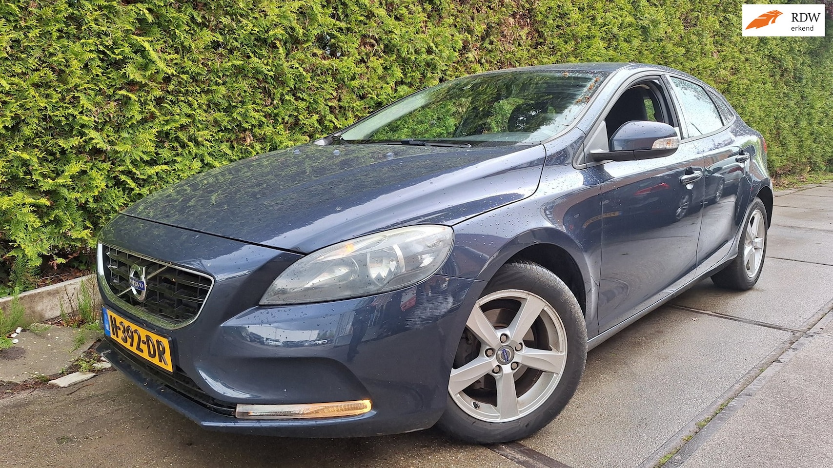Volvo V40 - 1.6 D2 R-Design 1.6 D2 R-Design - AutoWereld.nl