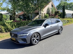 Volvo V60 - 2.0 D3 150PK R-Design•Automaat