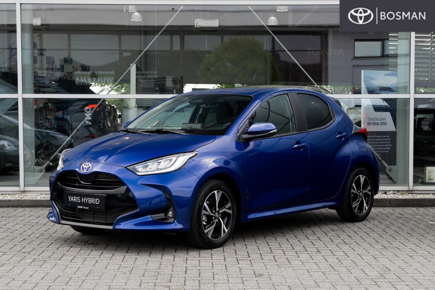 Toyota Yaris - 1.5 Hybrid 115 Dynamic €2.900,- VOORDEEL l Direct leverbaar - AutoWereld.nl